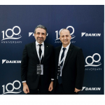Daikin Türkiye ve Orta Doğu Bayileri, Dubai’deki 100. Yıl Kutlamasında Bir Araya Geldi